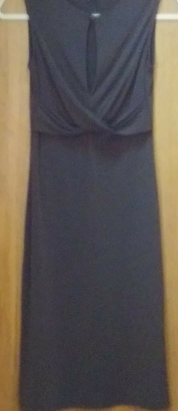 Beautiful shape fitting dress. - Picture 4 of 4